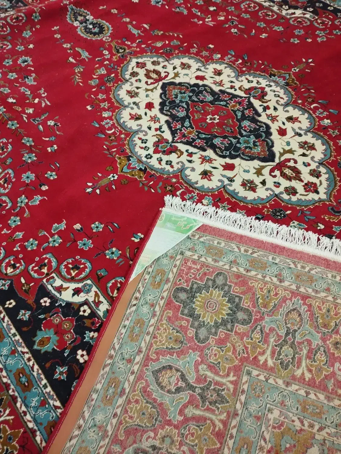 ۲ تخته فرش ۱۲ متری/ کاشانی/لاکی سرمه ای|فرش|بروجرد, |دیوار