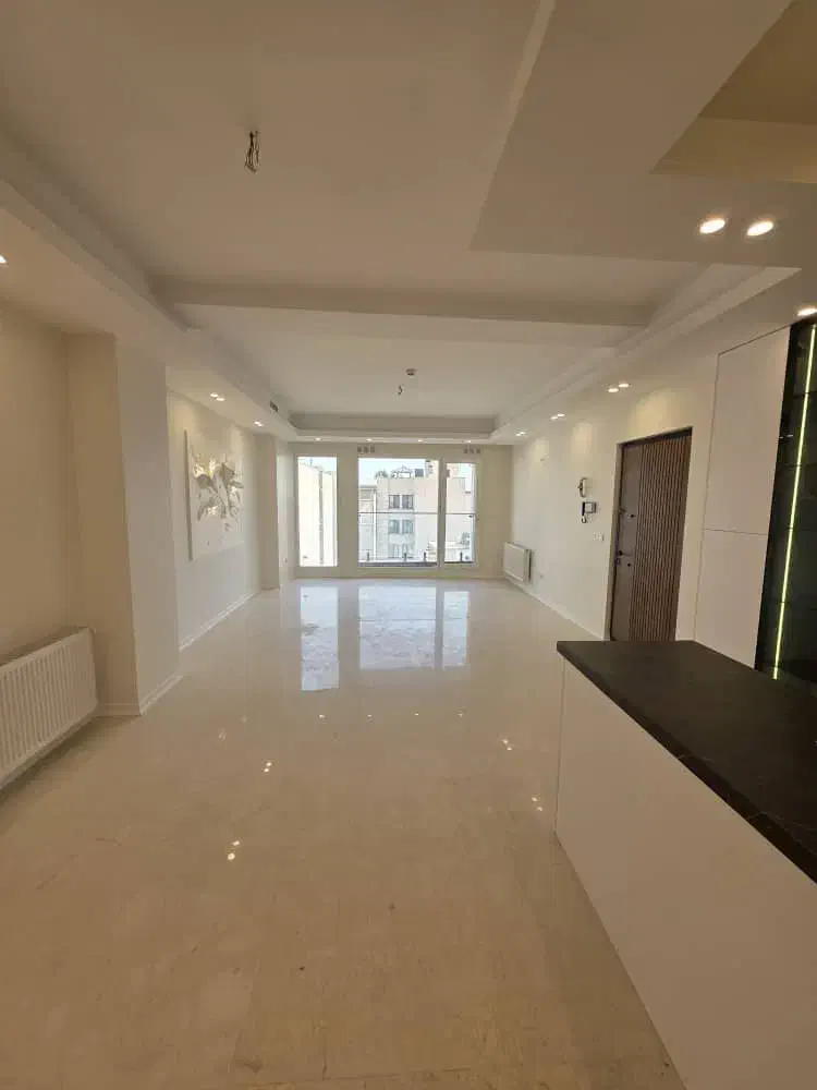 120متر/3خواب/رو به آفتاب/امیرآباد