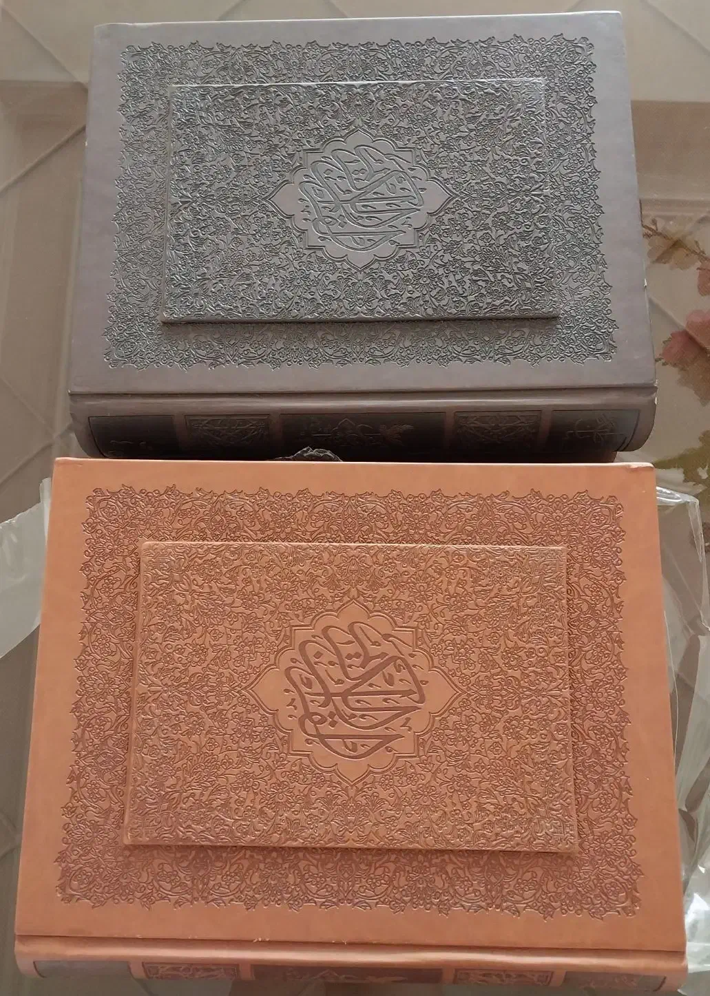 قرآن نفیس عطری چرمی|کتاب و مجله مذهبی|بجنورد, |دیوار