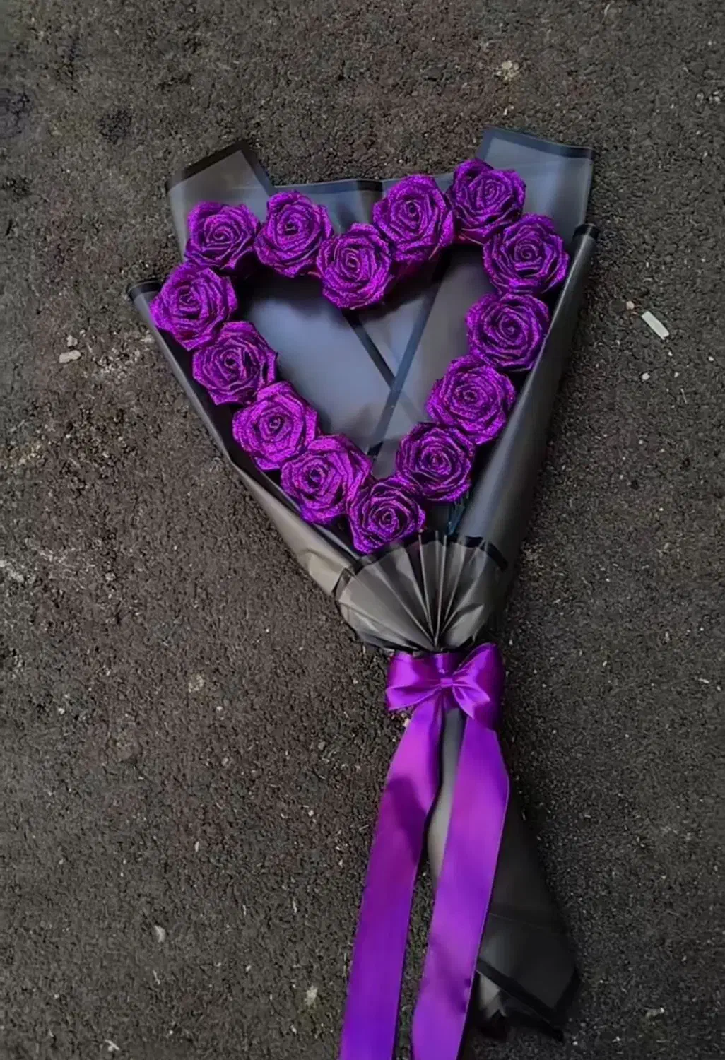 گل برای روز مادر و روز زن تولد ولنتاین شیک خاص|گل مصنوعی|لاهیجان, انقلاب|دیوار