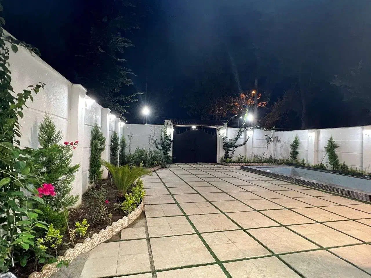 ویلا ۳۵۰متری استخردار/فومن|فروش خانه و ویلا|فومن, |دیوار