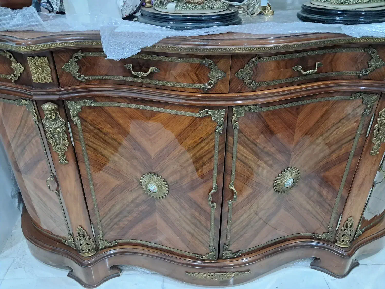 دوعدد کنسول چوب،آنتیک درحد نونو|بوفه، ویترین، کنسول|مشکیندشت, |دیوار