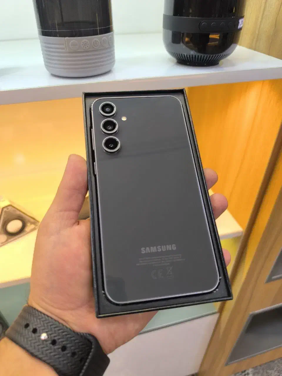 s23fe 256/8|موبایل|یزد, |دیوار