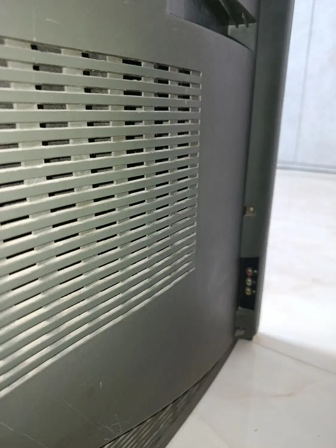 تلویزیون سونیوا|تلویزیون و پروژکتور|بروجرد, |دیوار