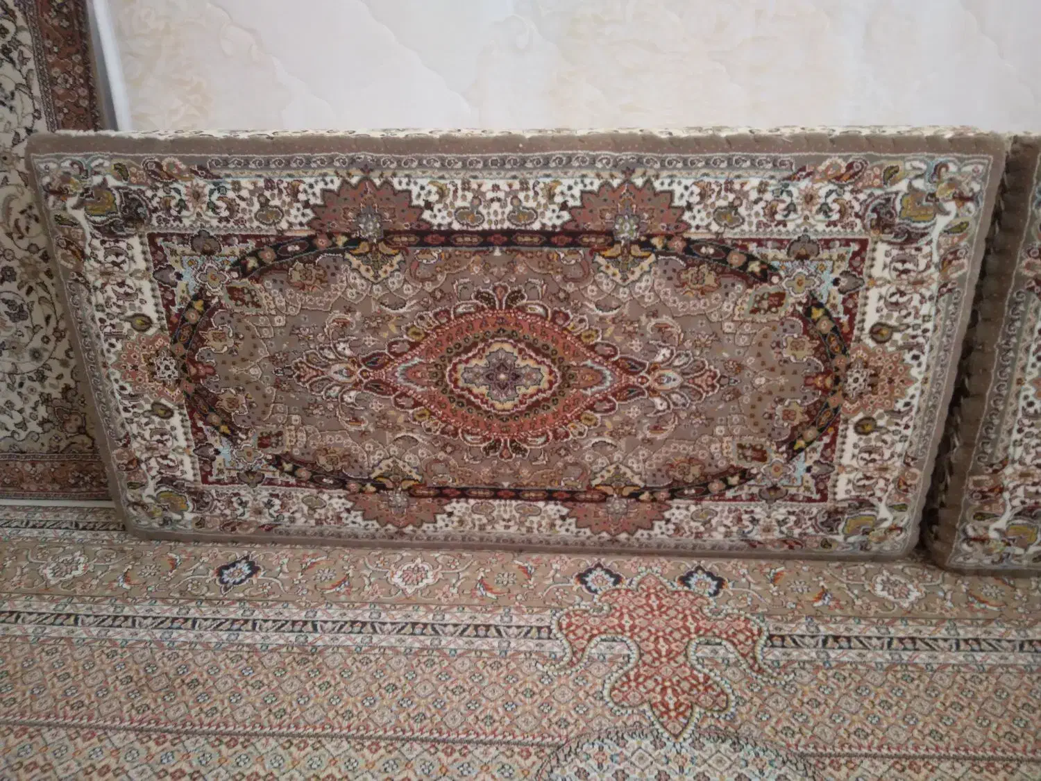 پشتی|پشتی|اردبیل, |دیوار