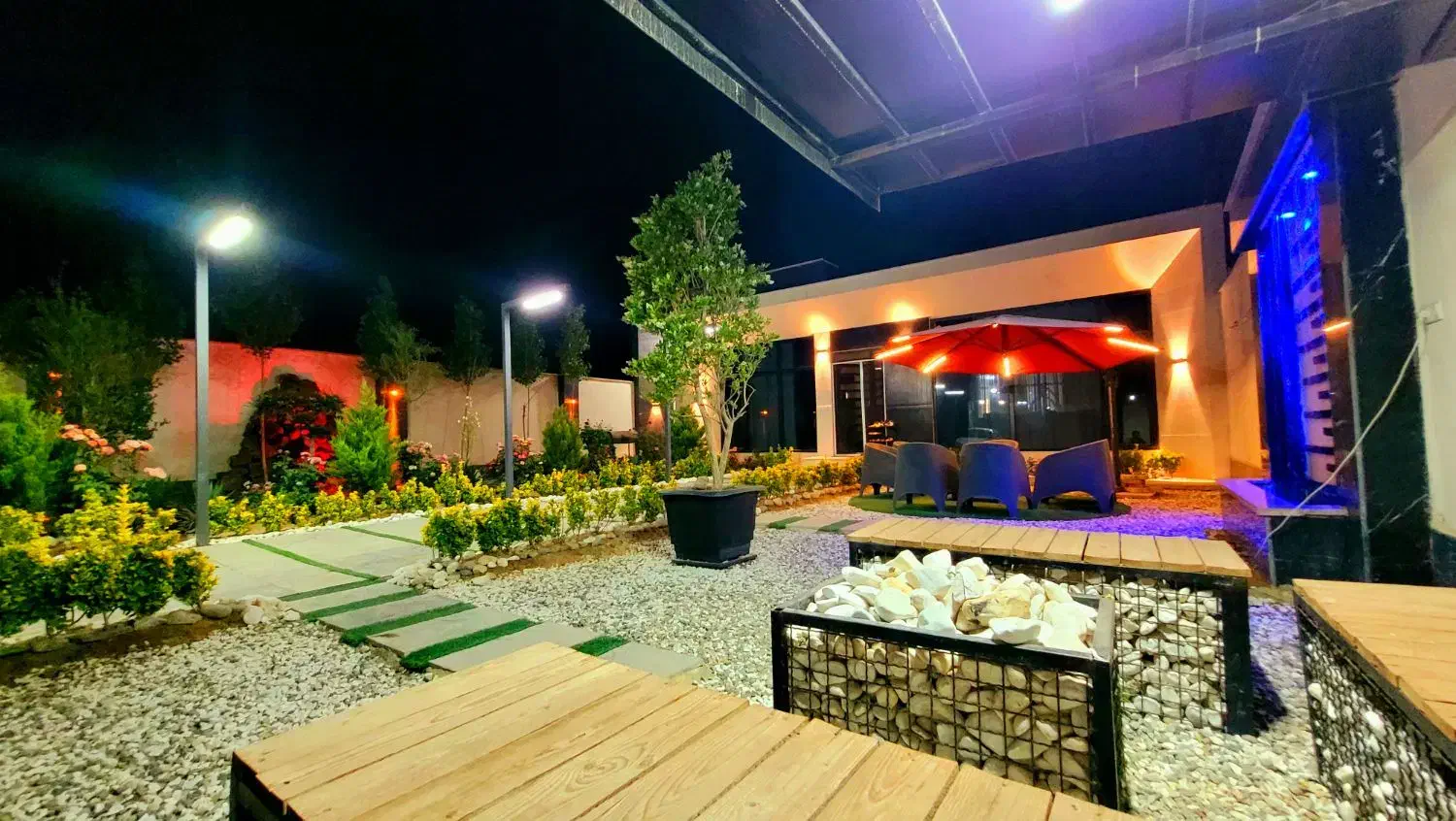 ویلا مدرن ژیــگِــس  (مالک)|اجارهٔ کوتاه‌مدت ویلا و باغ|کرج, فاز ۳ مهرشهر|دیوار