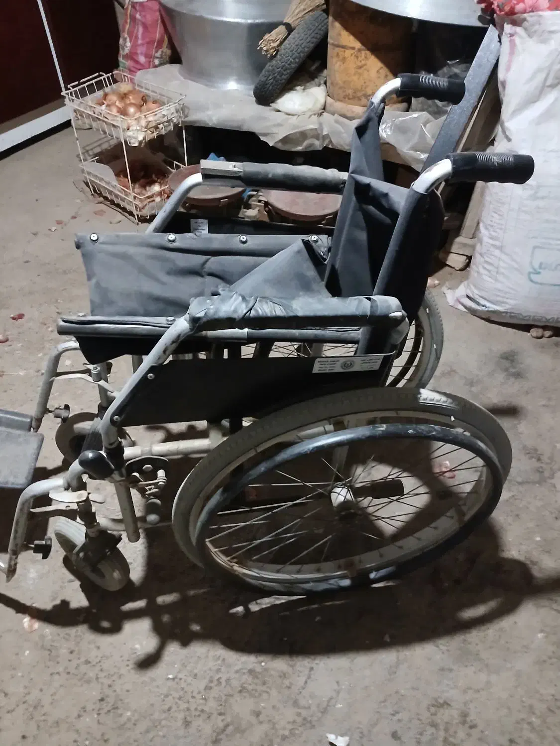 ولچر|آرایشی، بهداشتی، درمانی|کنگاور, |دیوار