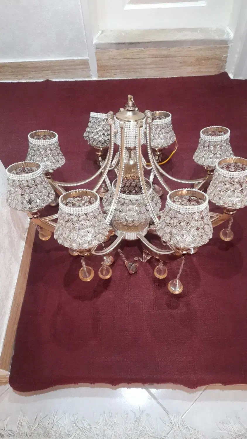 لوستر ۸شاخه سالم در حد|لوستر و چراغ آویز|فردوسیه, |دیوار