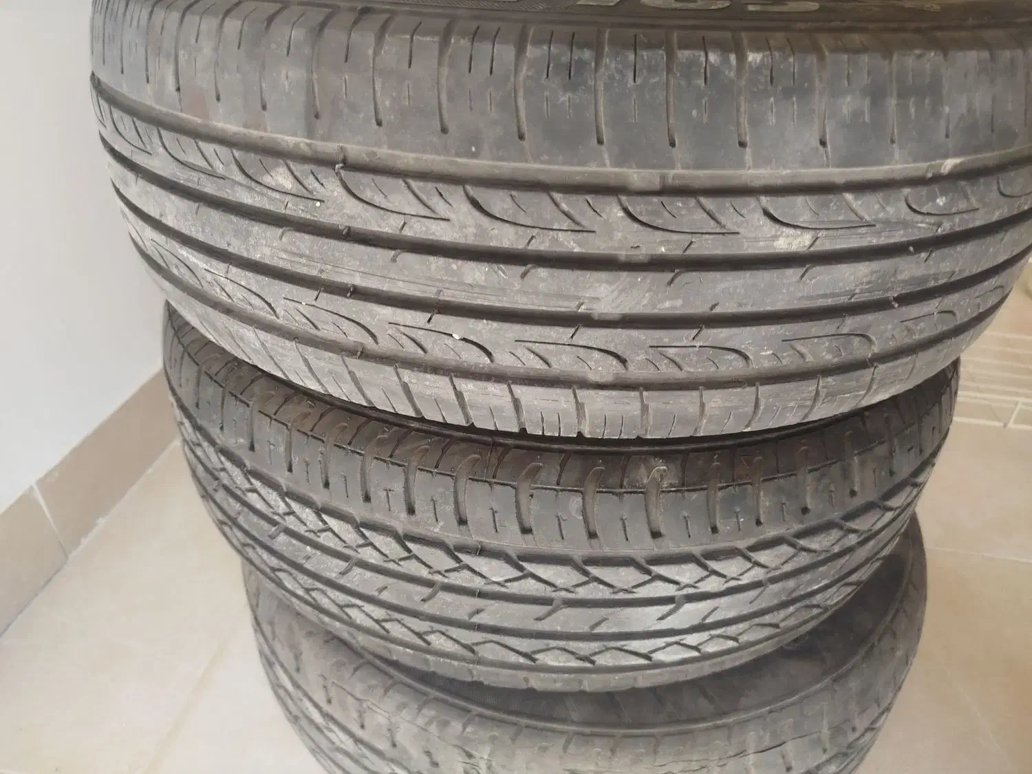 لاستیک ۱۴|قطعات یدکی و لوازم جانبی|هشتگرد, شهرک ارم شرقی|دیوار