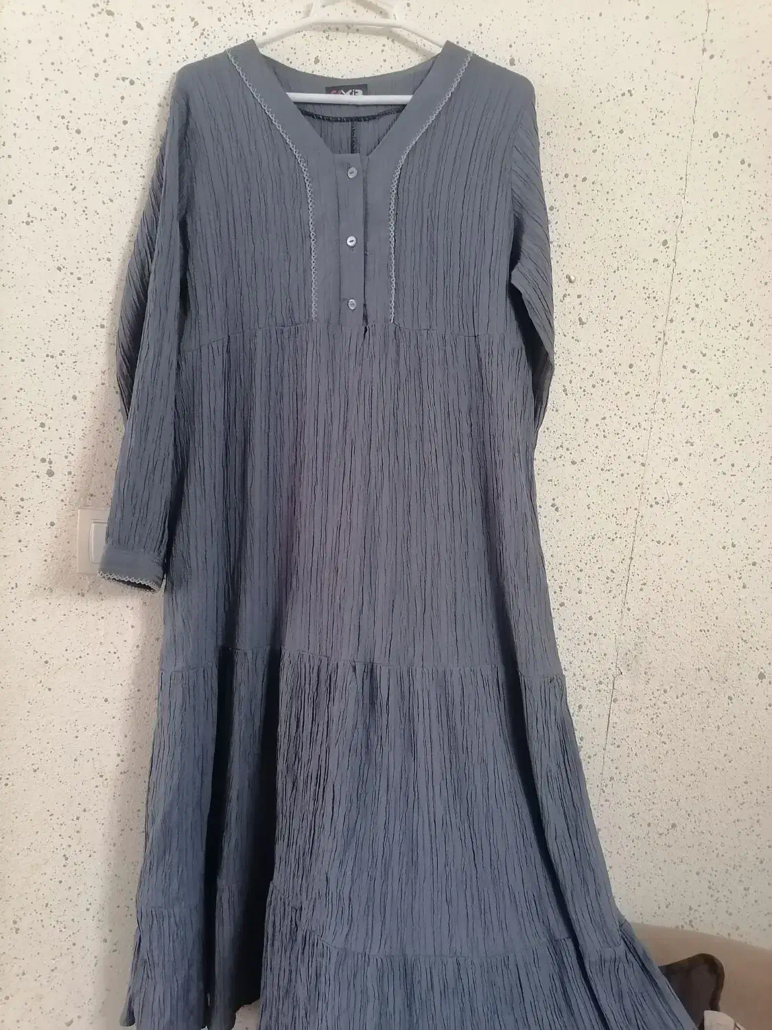 لباس مجلسی|لباس|صدرا-فارس, فاز ۲|دیوار