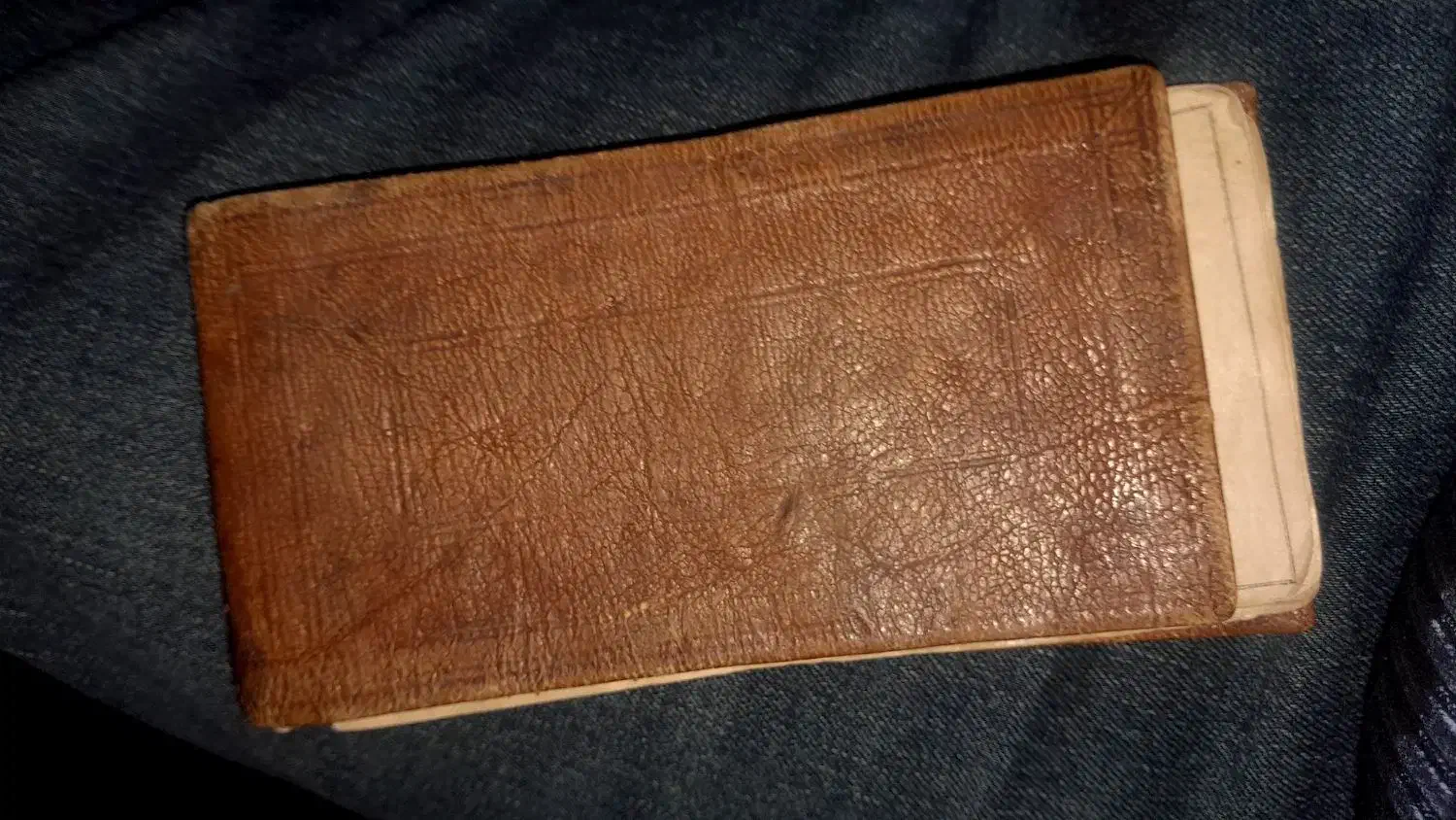 قران طلا کوپ|کلکسیون اشیاء عتیقه|شاهین‌شهر, حافظ شمالی|دیوار