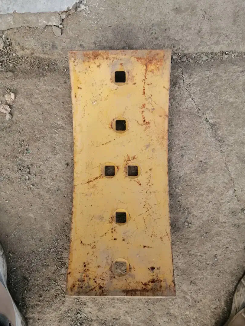 لوازم یدکی لودر بیل گریدر بلدوزر غلطک|قطعات یدکی و لوازم جانبی|زاهدان, |دیوار