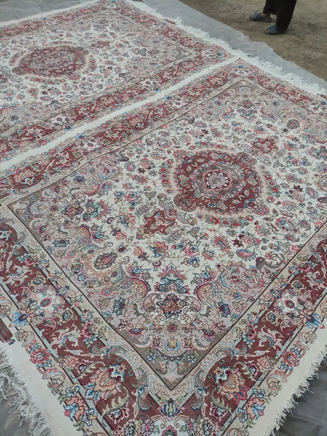 یک جفت 3در4 سی رج میرنوس موجود است|فرش|قلعه چای, |دیوار