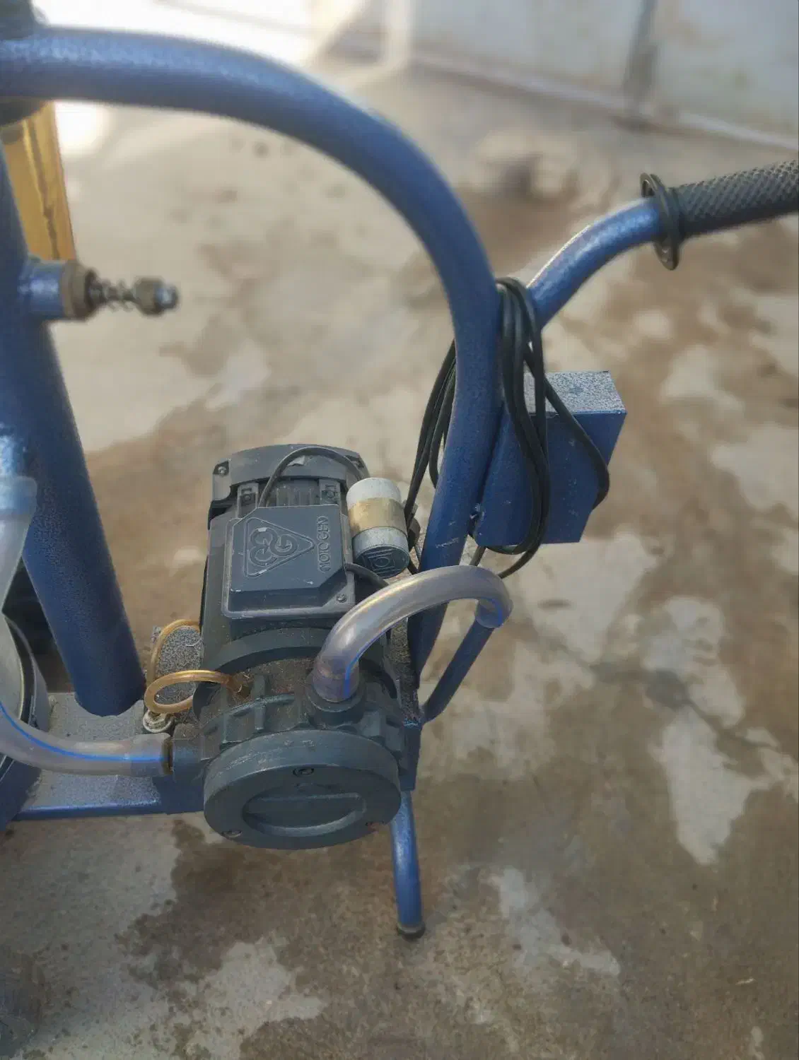 شیر دوش|ماشین‌آلات صنعتی|بیستون, |دیوار