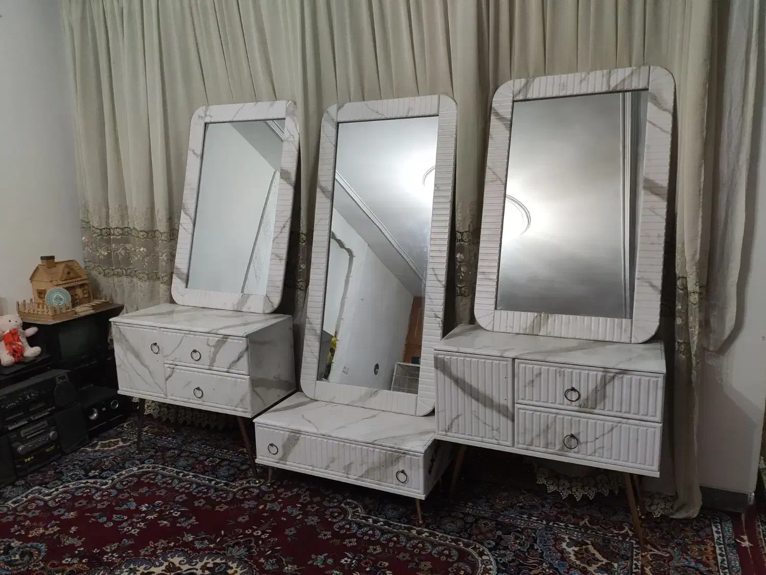 لوازم کلی آرایشگاه زنانه|آرایشگاه و سالن‌های زیبایی|بوئین زهرا, |دیوار