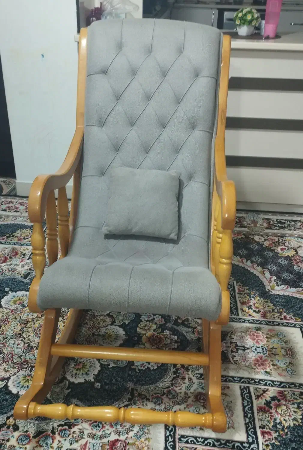 صندلی راحتی راک قیمت مناسب|صندلی و نیمکت|حویق, |دیوار