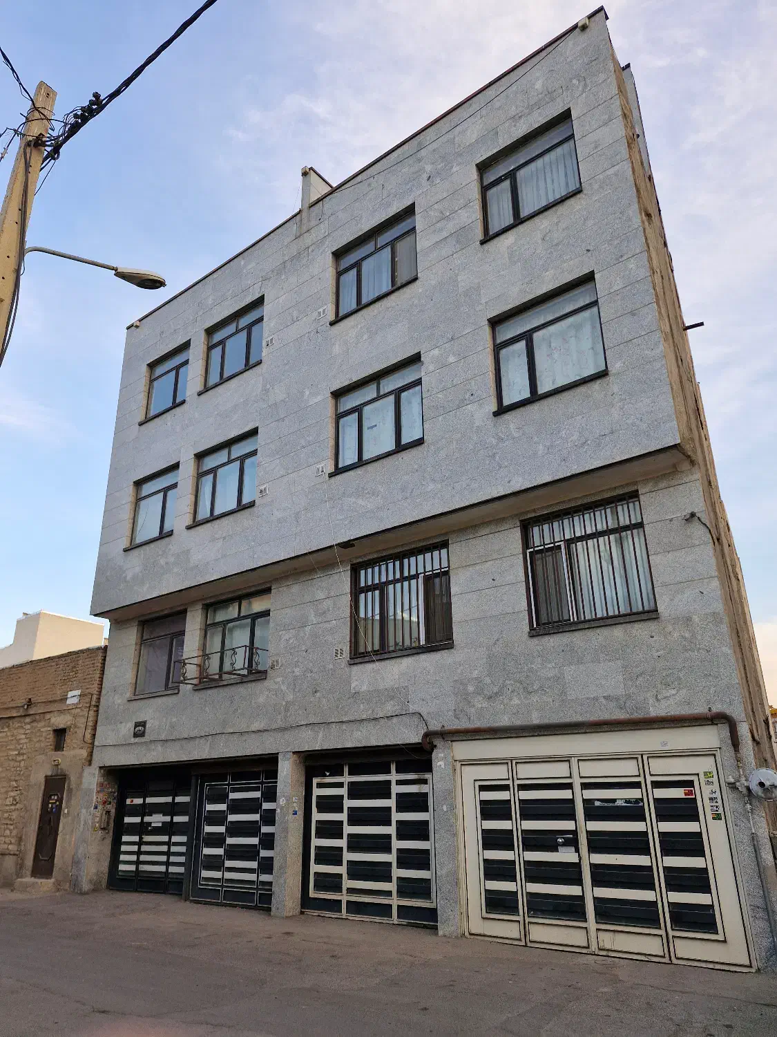 آپارتمان مسکونی ۴۹ متری باباطاهر (توضیحات کامله)|فروش آپارتمان|همدان, |دیوار