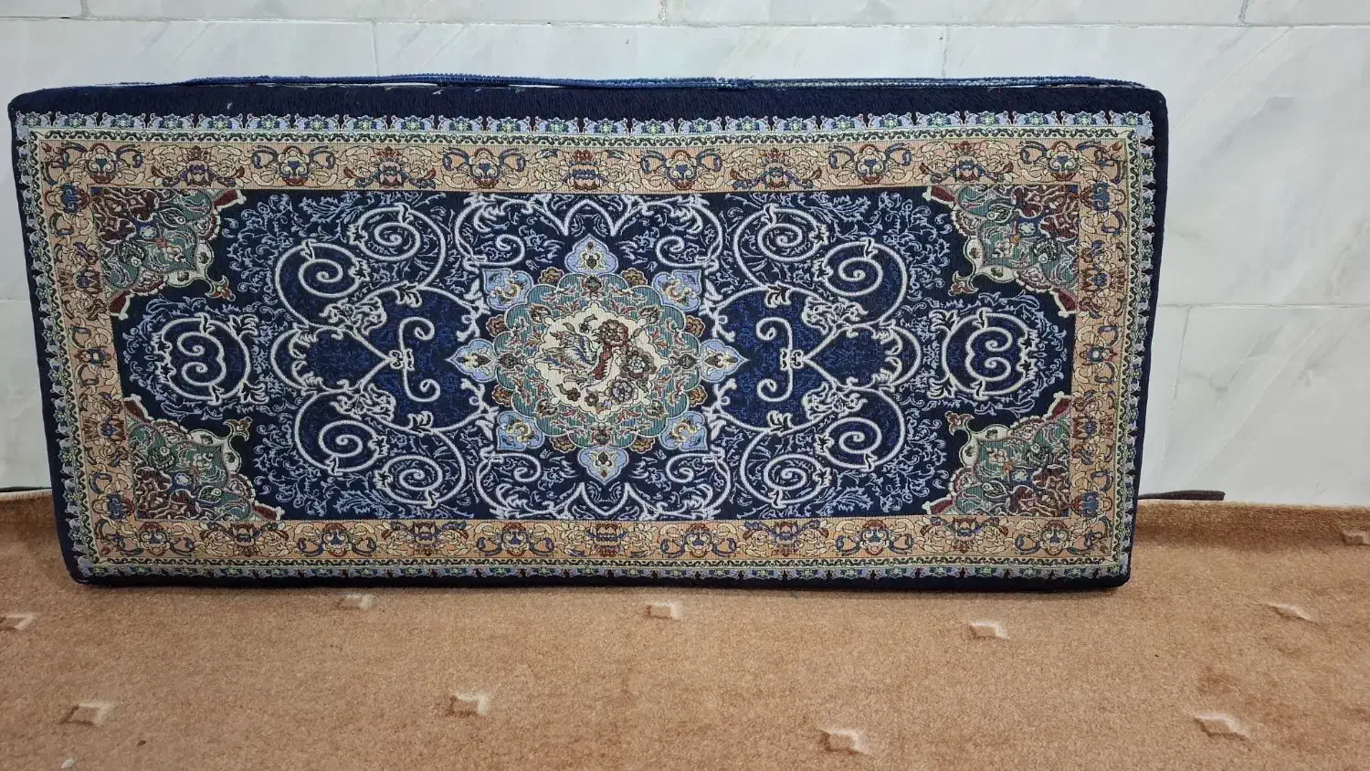 ۴ عدد پشتی|پشتی|آبادان, |دیوار