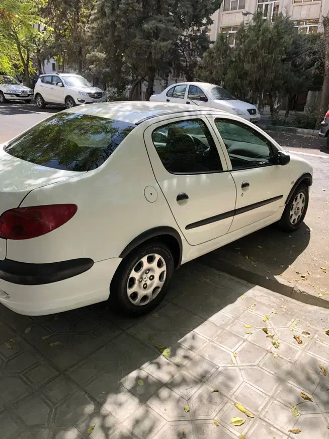 پژو 206 SD V8، مدل ۱۳۹۶بیرنگ|خودرو سواری و وانت|تهران, اوقاف|دیوار