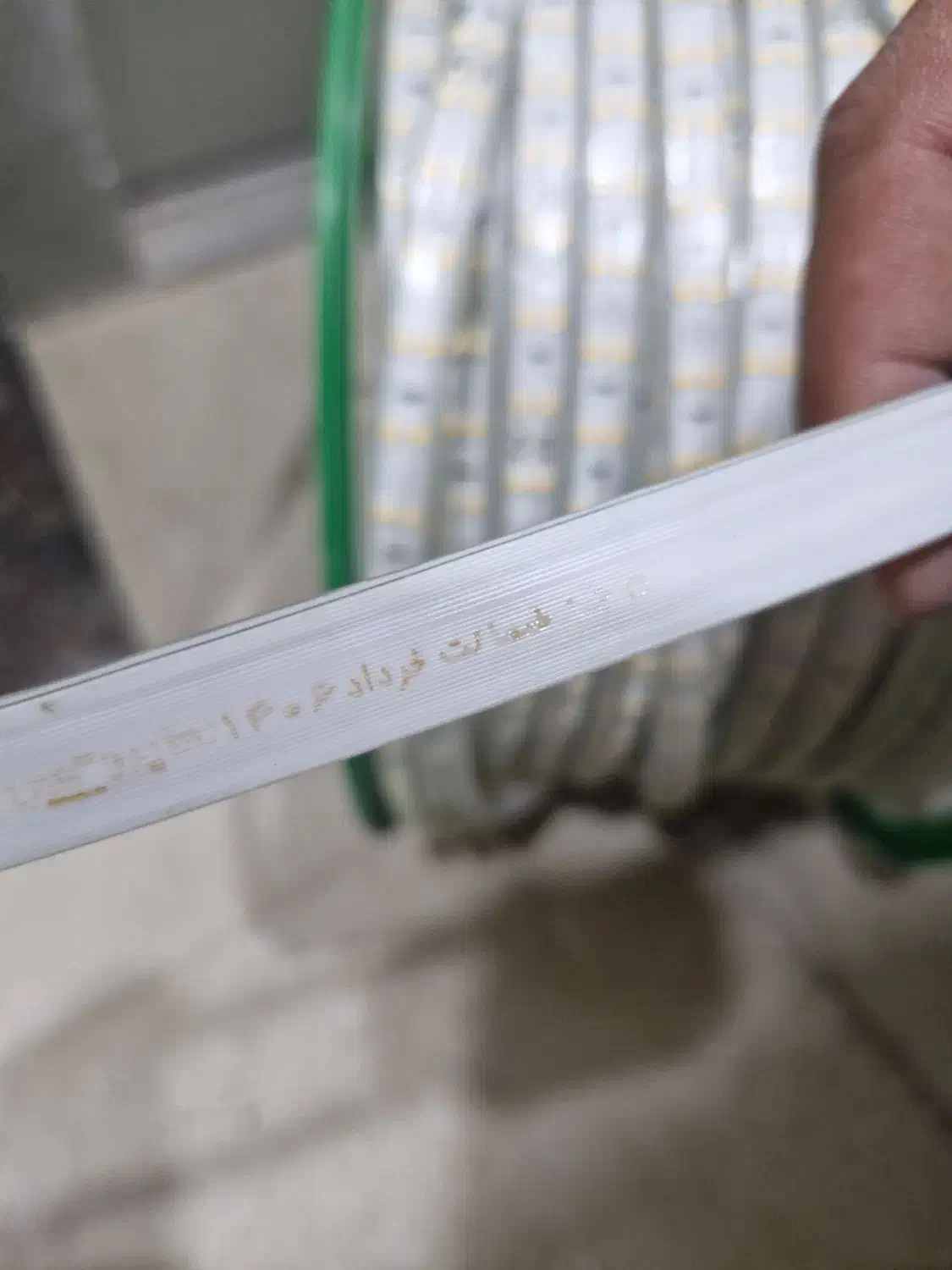 هالوژن شلنگی دو لاین سایروکس|ریسه و چراغ تزئینی|کاشان, امیرکبیر|دیوار