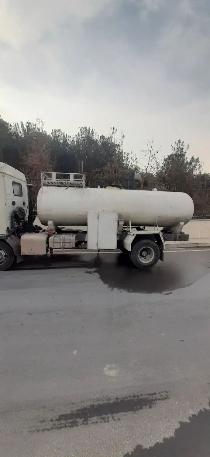 تانکر آب ۷ هزارتایی|ماشین‌آلات صنعتی|تهران, شارق|دیوار