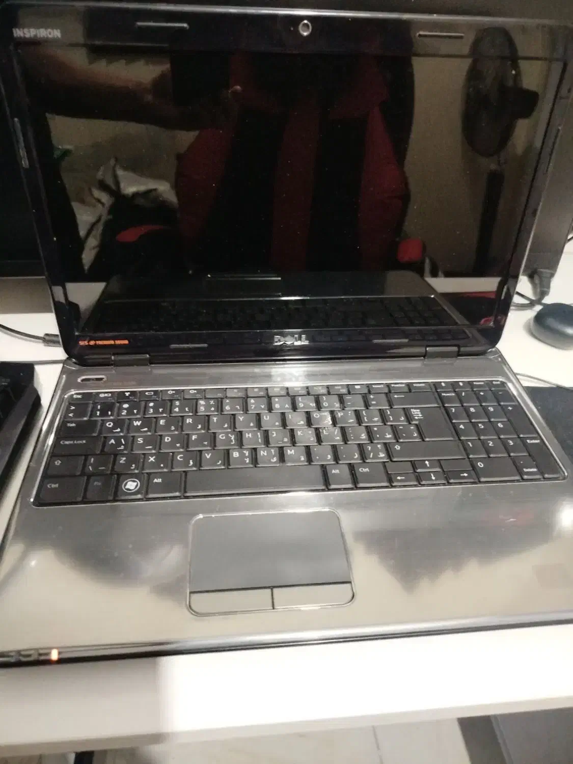 لپتاب دل|رایانه همراه|تهران, آهنگ|دیوار