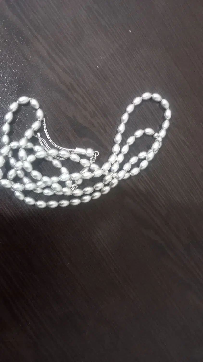 تسبیح نقره بندش هم نقره هست|جواهرات|لردگان, |دیوار