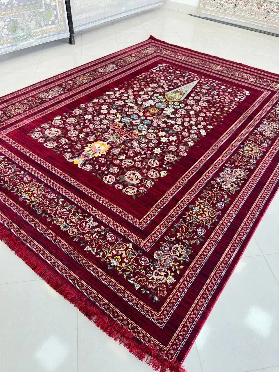 فرش ۷۰۰شانه کرم **|فرش|قم, حاج خلیل|دیوار