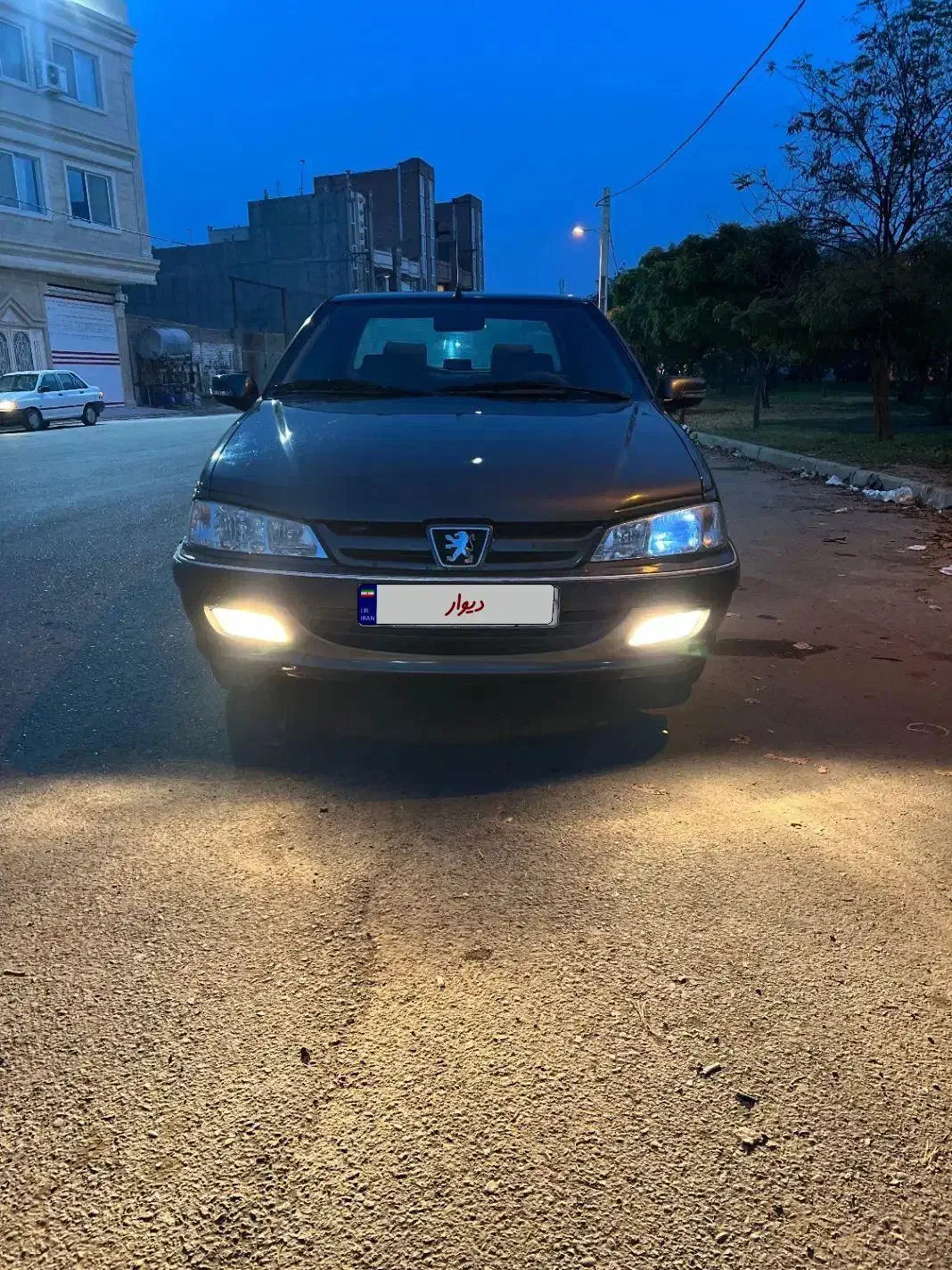 پژو پارس مدل ۹۰سفارشی|خودرو سواری و وانت|پارس‌آباد, |دیوار