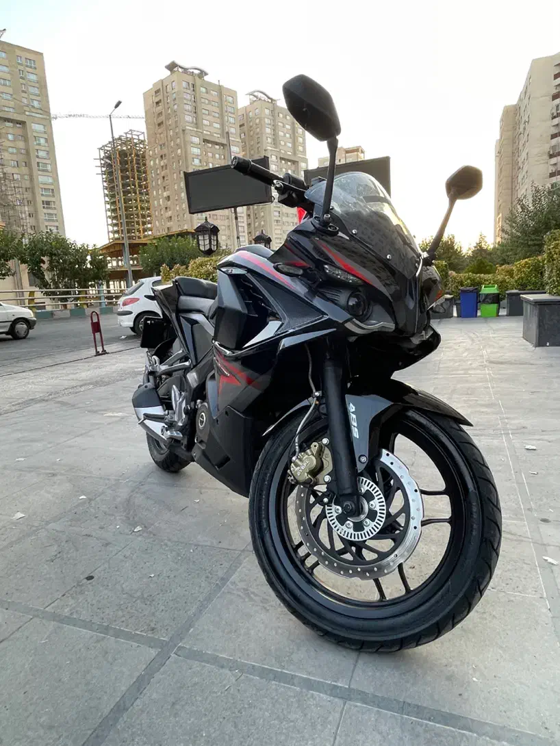 موتور سیکلت باجاج RS 200 آر اس ۲۰۰|موتورسیکلت|تهران, دریاچه شهدای خلیج فارس|دیوار