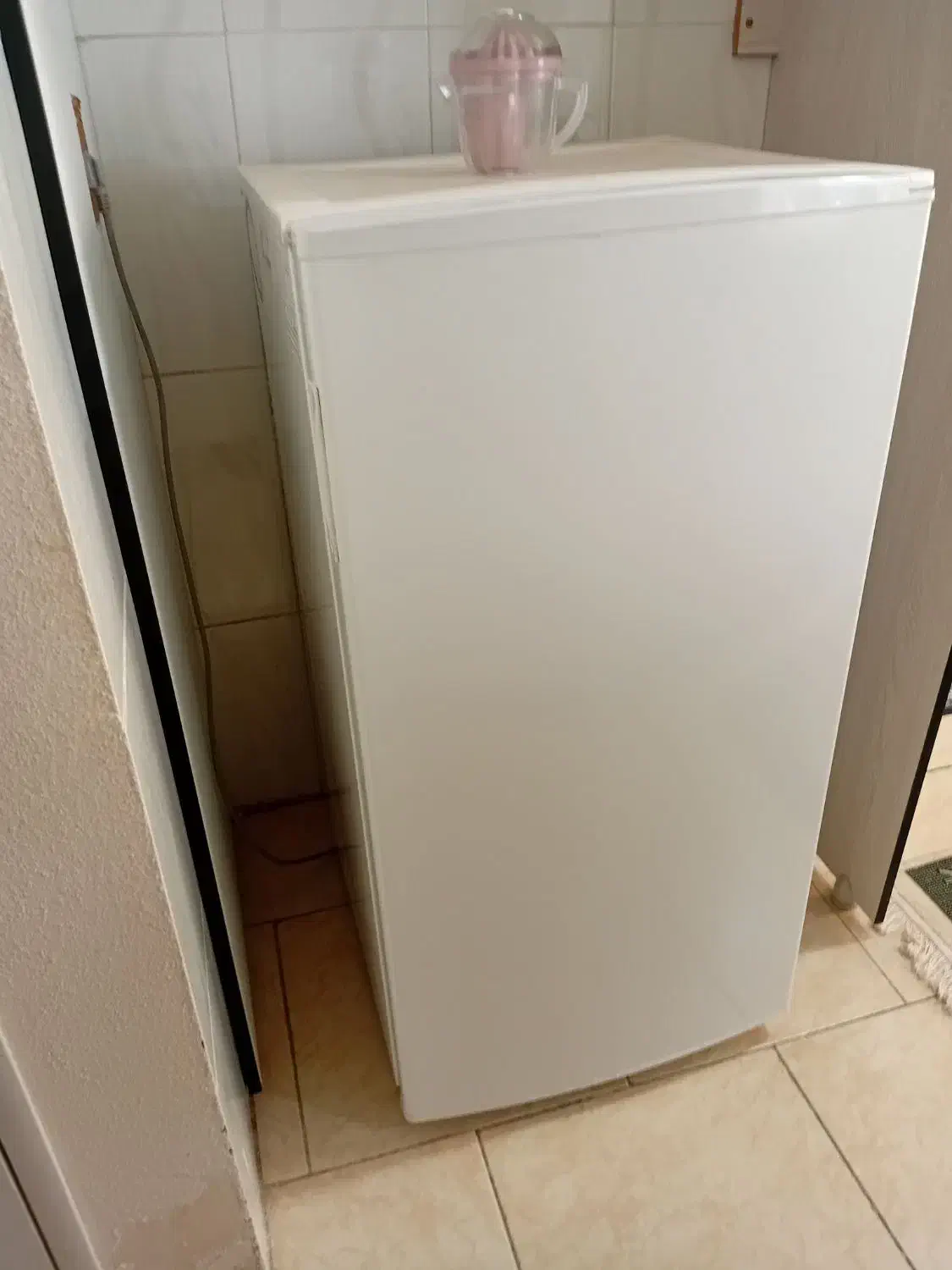 یخچال  ایستکول ۹ فوت سفید، تمیز و سالم|یخچال و فریزر|پردیس, فاز ۳|دیوار