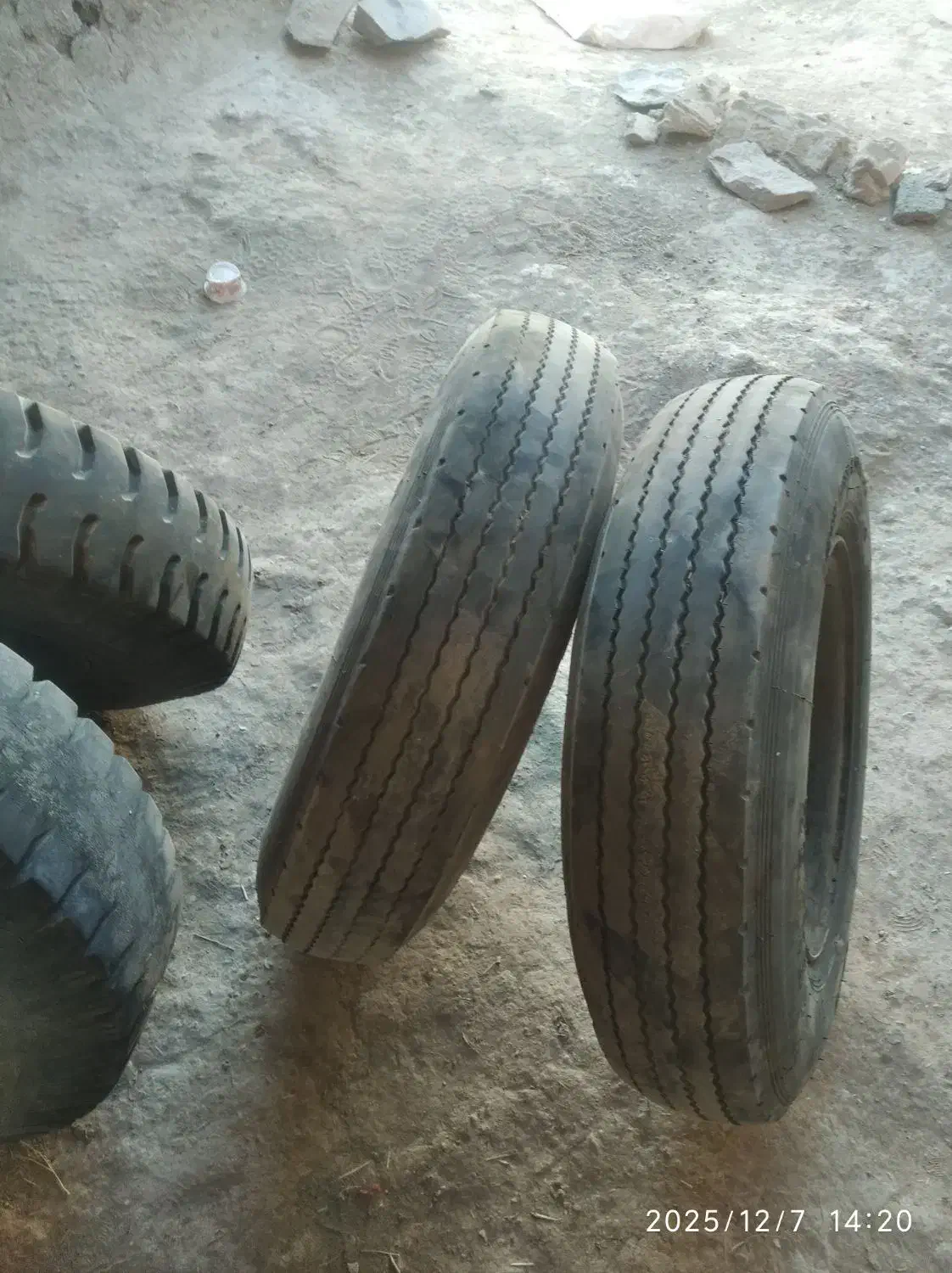 لاستیک نیسان فروشی|قطعات یدکی و لوازم جانبی|بیرجند, |دیوار