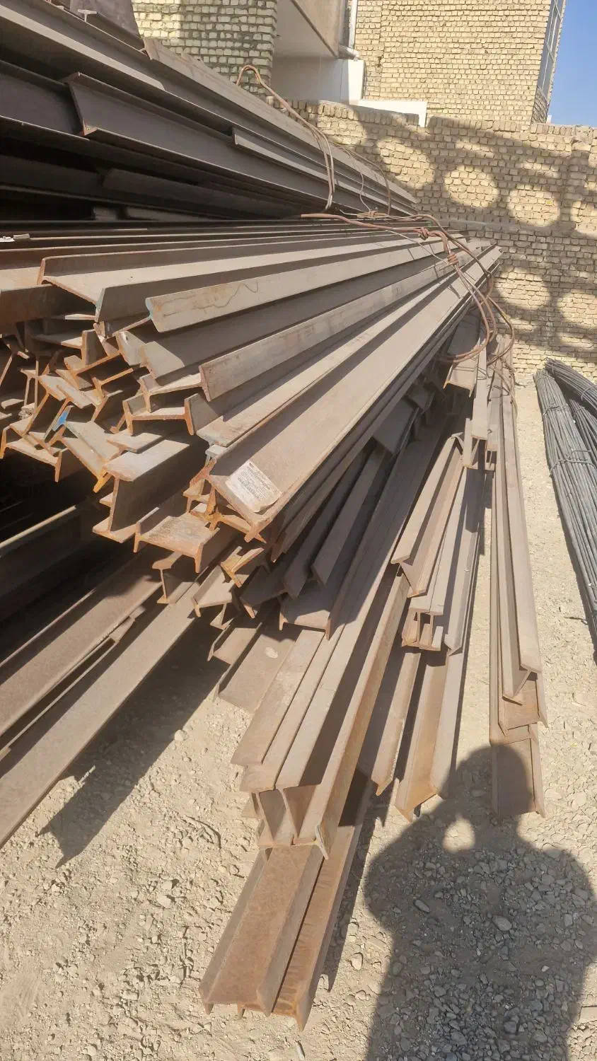 تیرآهن نرمال ۱۲ ذوب آهن ۳مترتا۷متر|عمده‌فروشی|اصفهان, خواجه عمید|دیوار