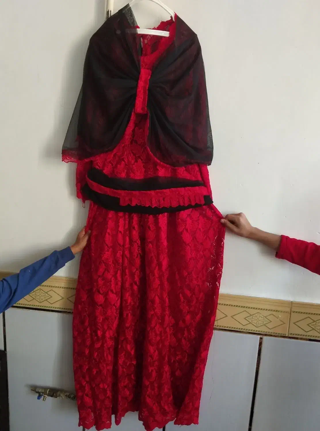 لباس کردی و پالتو|لباس|نهاوند, |دیوار