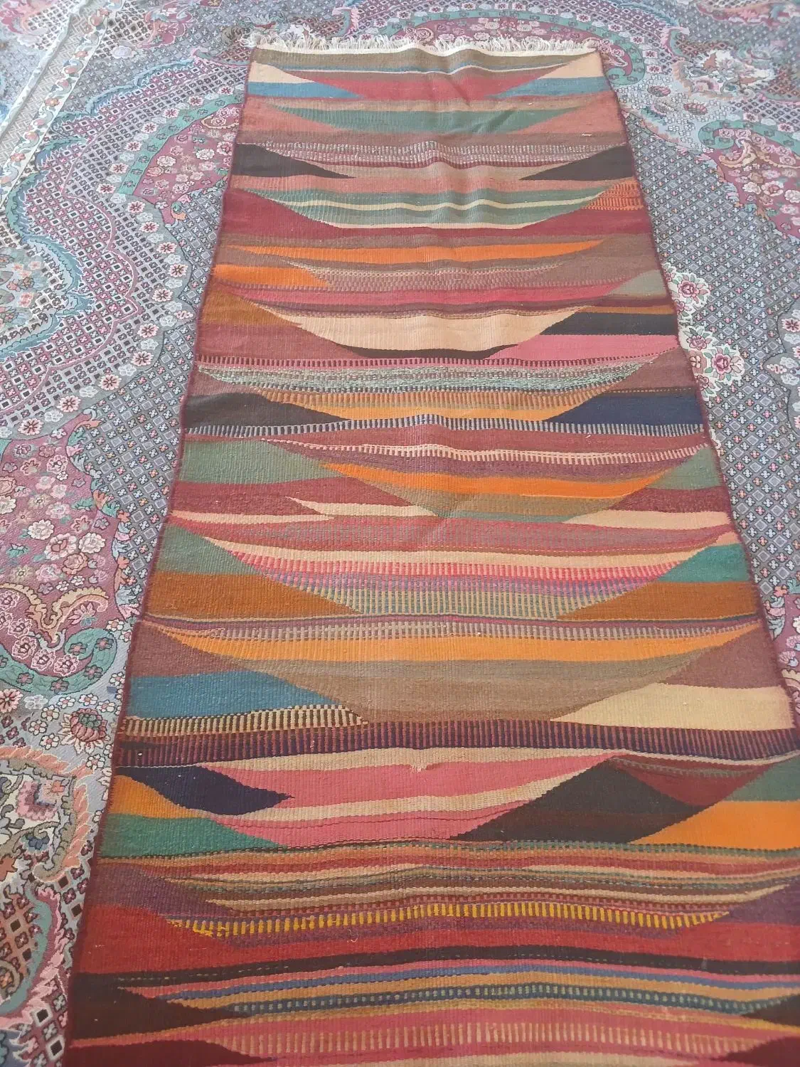 گلیم یا لی دست بافت|گلیم، جاجیم، گبه|بروجرد, |دیوار