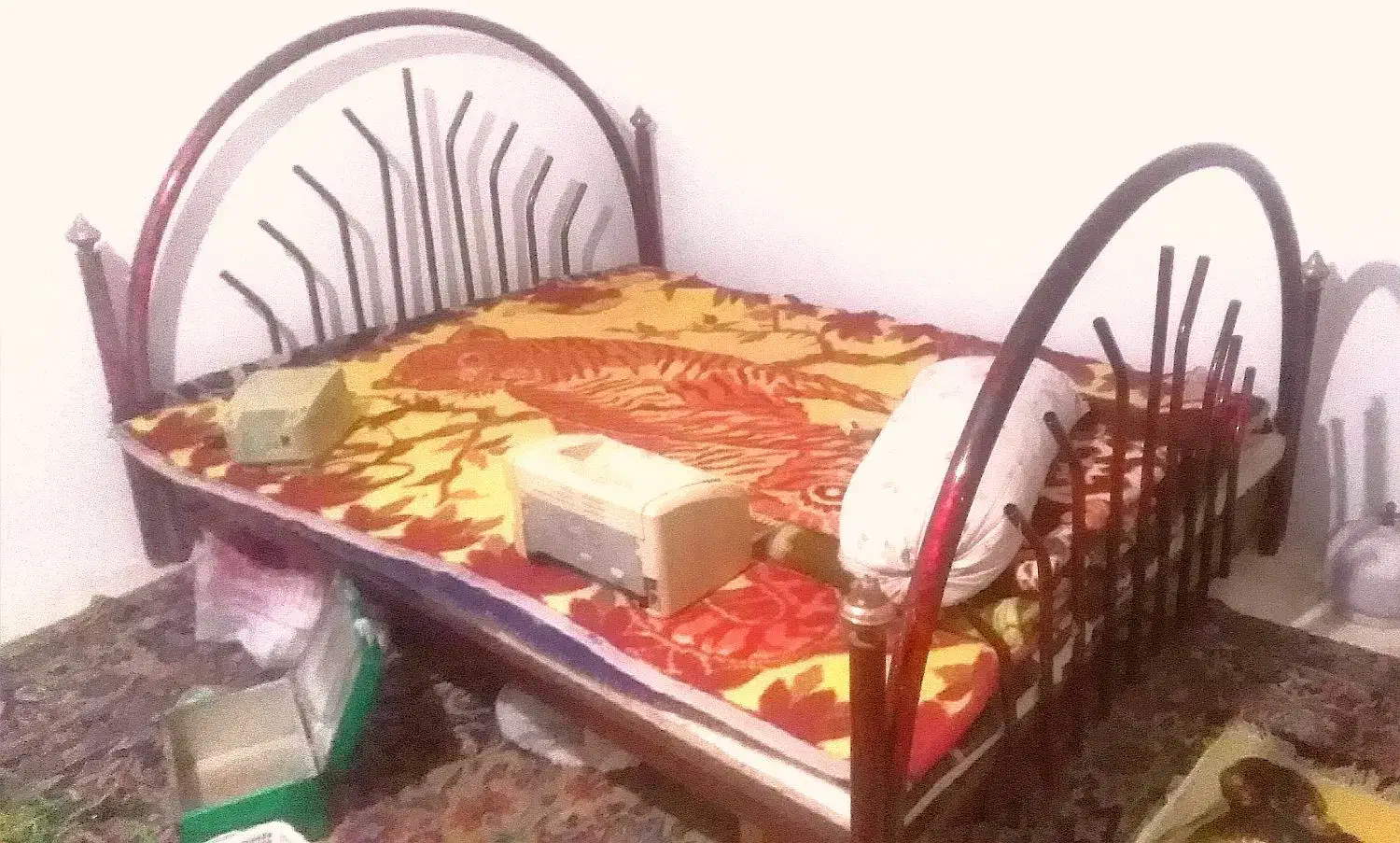 تخت خواب دو نفره فر فورژه با دشک|تخت و سرویس خواب|مشهد, خواجه ربیع|دیوار