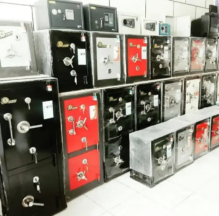 *فروش گاوصندوق*|فروشگاه و مغازه|رباط‌کریم, نصیرشهر|دیوار