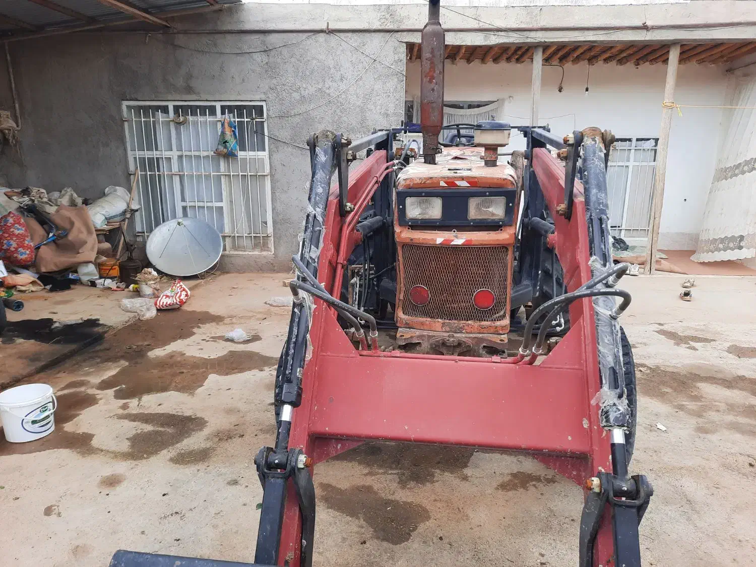 تراکتور رومانی بابیل اصفهان تعادل دار|خودرو سنگین|شیروان (خراسان), |دیوار