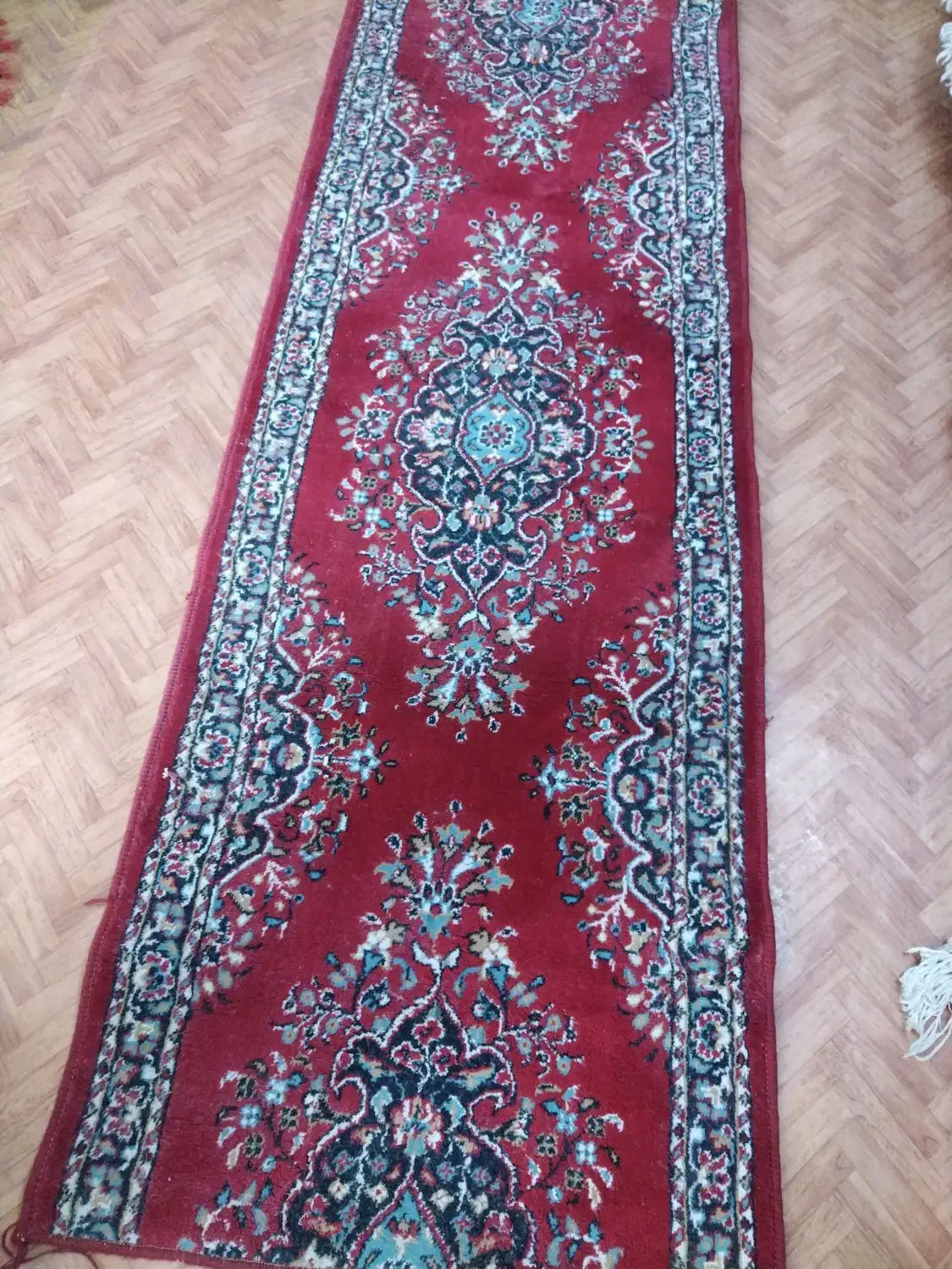 کناره|فرش|مشهد, گلبرگ شمالی|دیوار