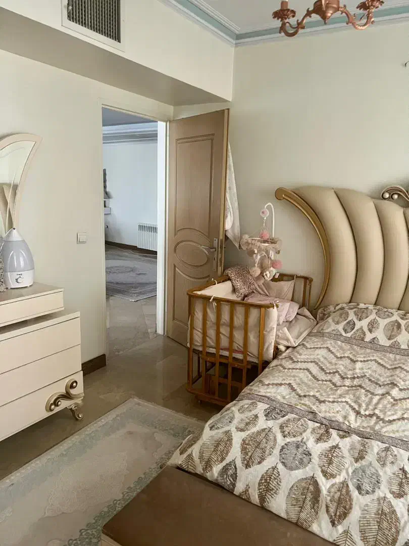 آپارتمان ۱۲۰ متری / فول امکانات / کوچه قدس