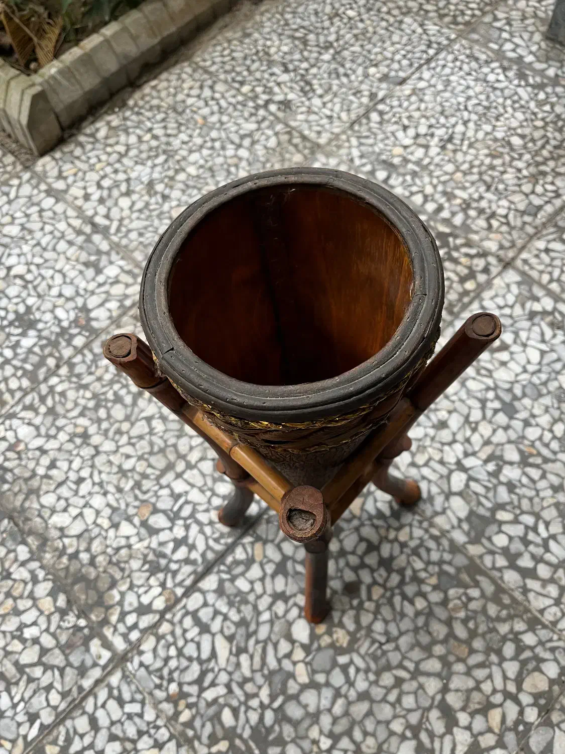 گلدان بامبو پایه دار|گل مصنوعی|ساری, |دیوار