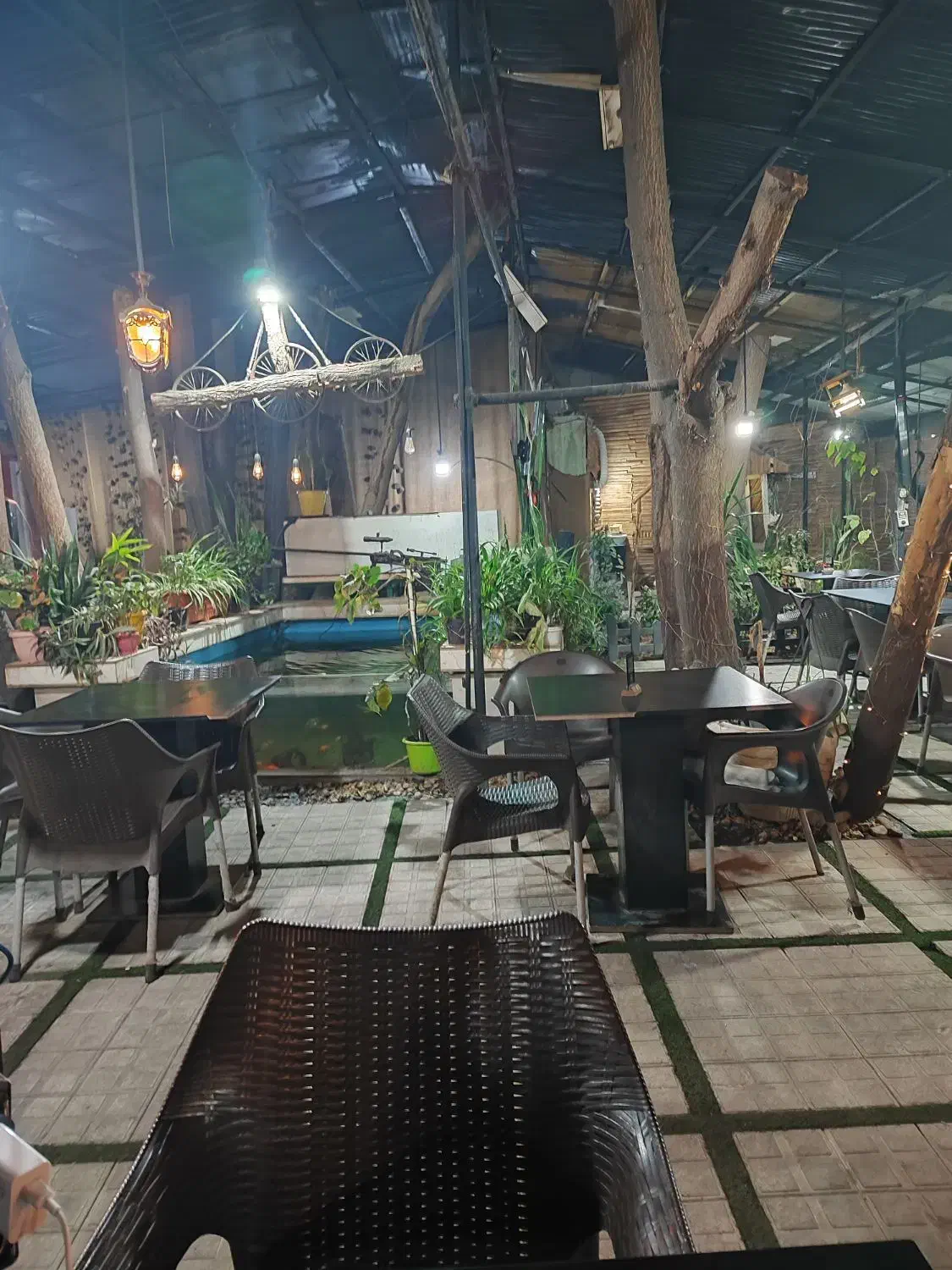 استخدام کافه رستوران سیزده بدر|استخدام خدمات فروشگاه و رستوران|تبریز, |دیوار