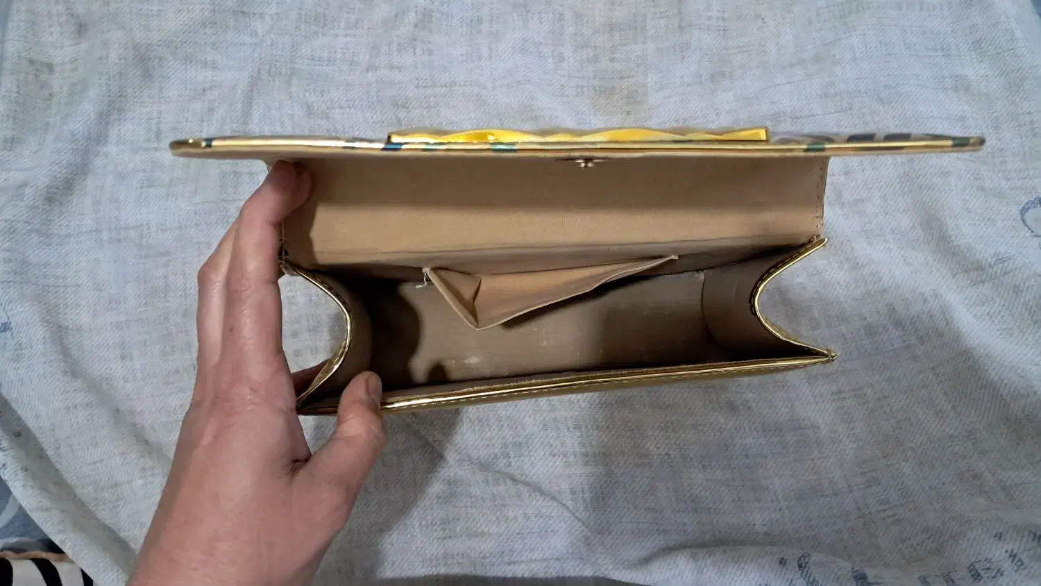 کیف|کیف، کفش، کمربند|شاندیز, |دیوار