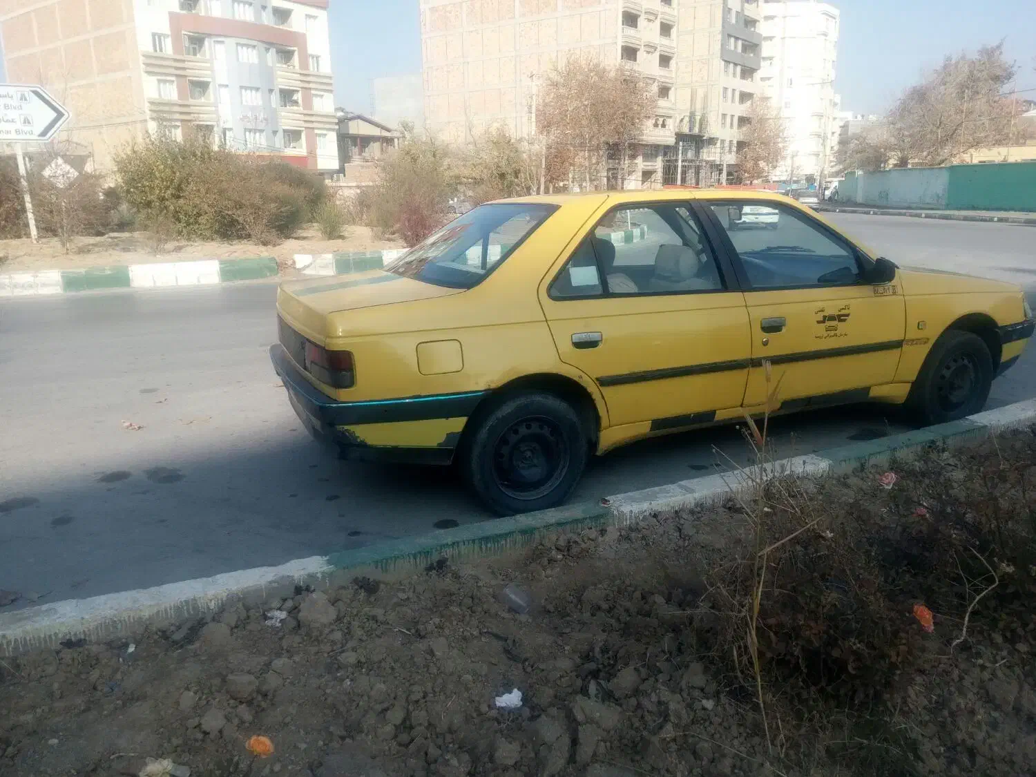 فروش تاکسی تلفنی|خودرو سواری و وانت|ارومیه, |دیوار