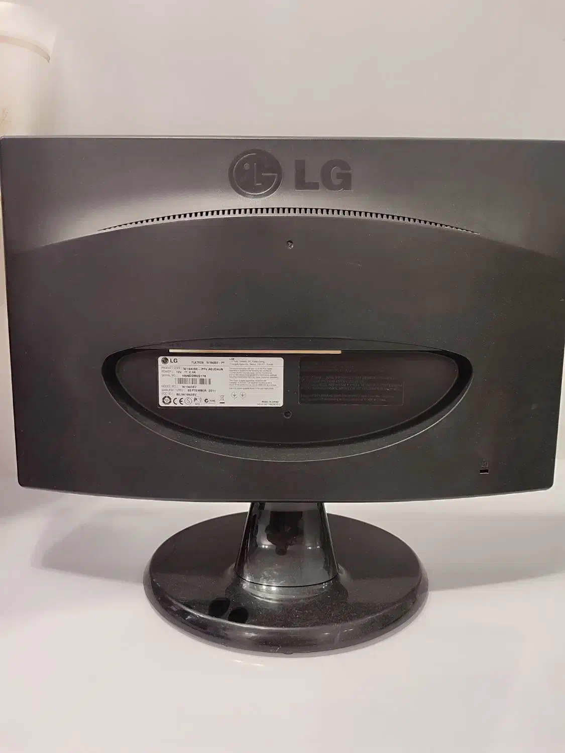 مانیتور الجی ۱۹ اینچ|قطعات و لوازم جانبی رایانه|همدان, |دیوار