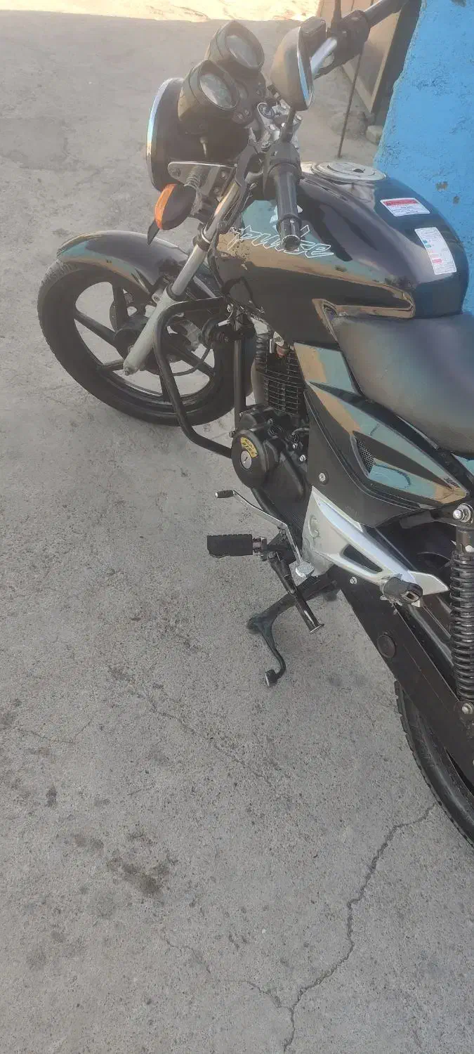 موتور پالس|موتورسیکلت|سبزوار, فرهنگیان|دیوار