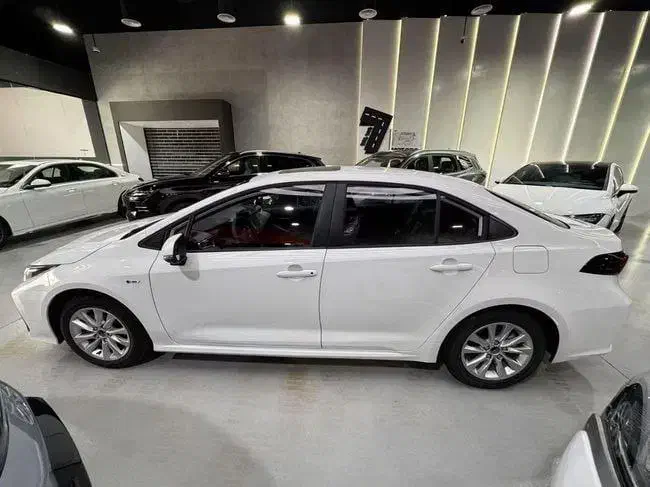 تویتا کرولا 2025 هیبریدی|خودرو سواری و وانت|تبریز, |دیوار