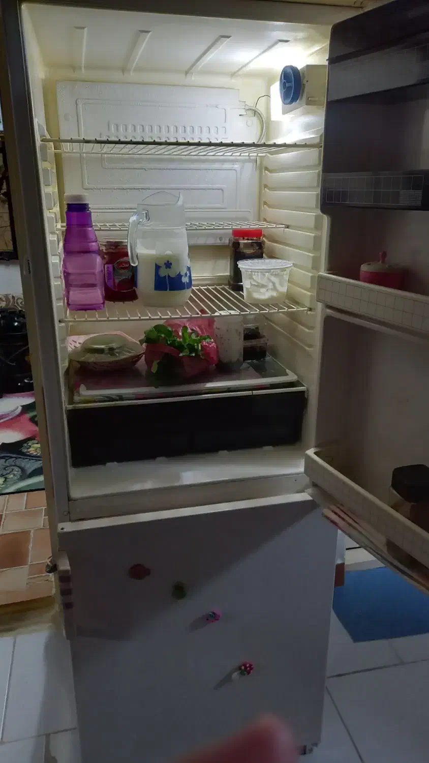 یخچال کاملا سالمه|یخچال و فریزر|رشت, لاکان|دیوار