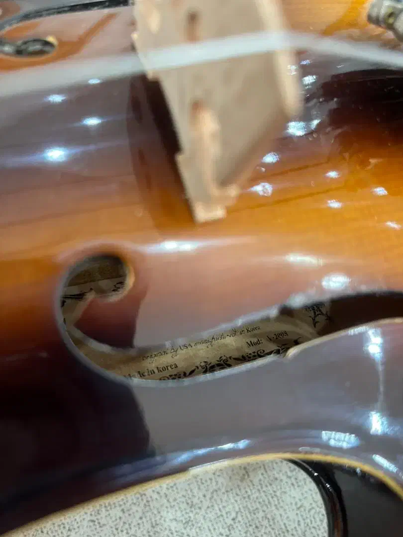 ویولن فندر v2008 core|ویولن|رشت, حافظ آباد|دیوار