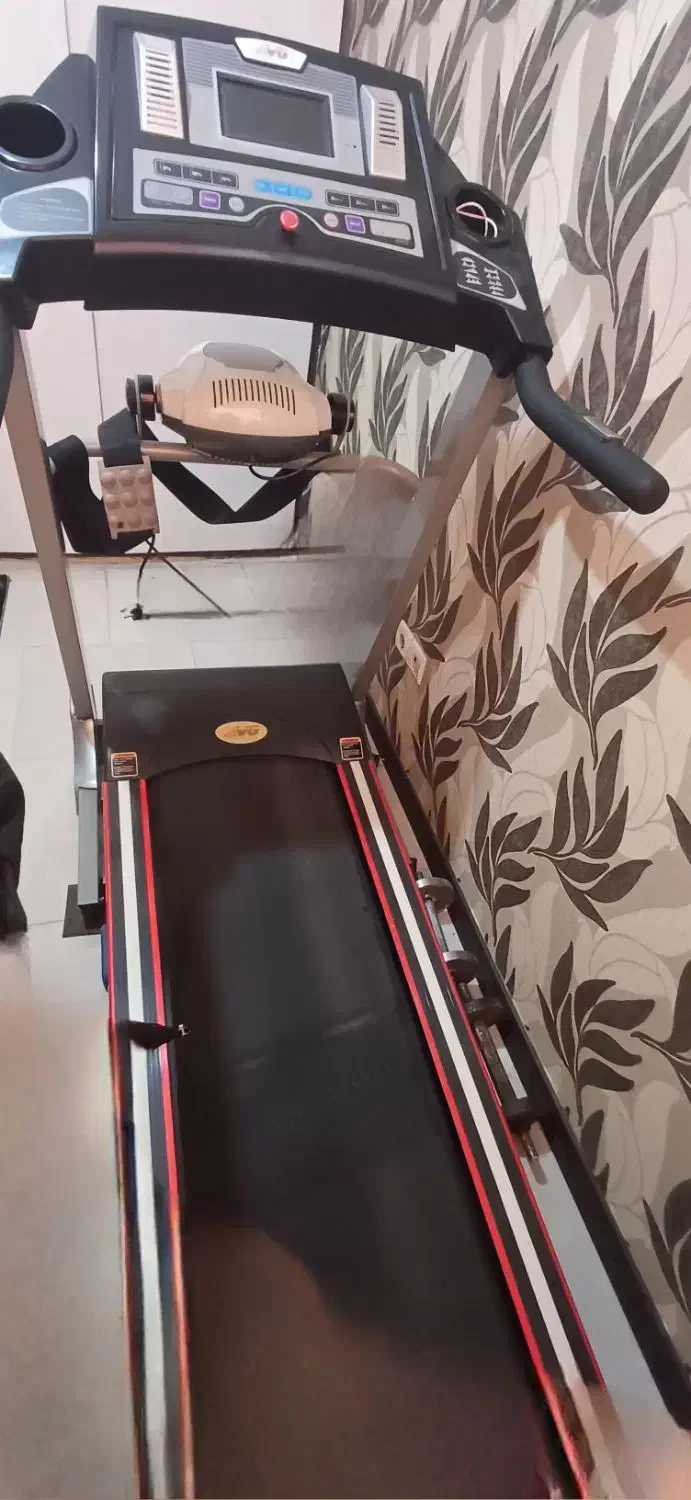 تردمیل|تجهیزات ورزشی|هشتگرد, شهرک گلها|دیوار